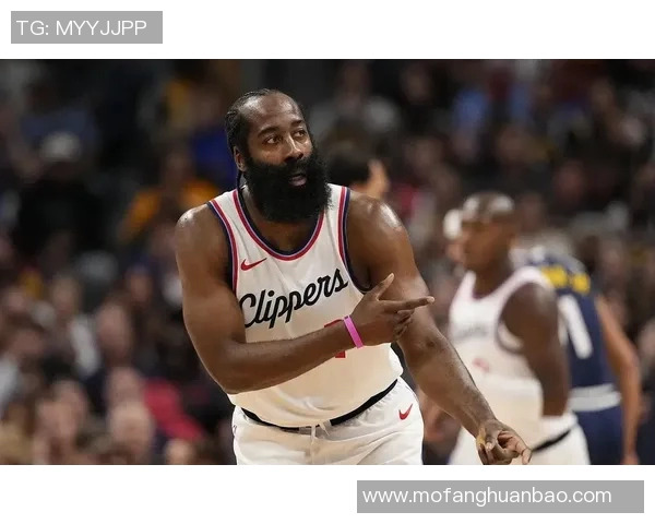 格林首秀29+6三分太阳送快船3连败 布克24+6+7哈登小卡缺席