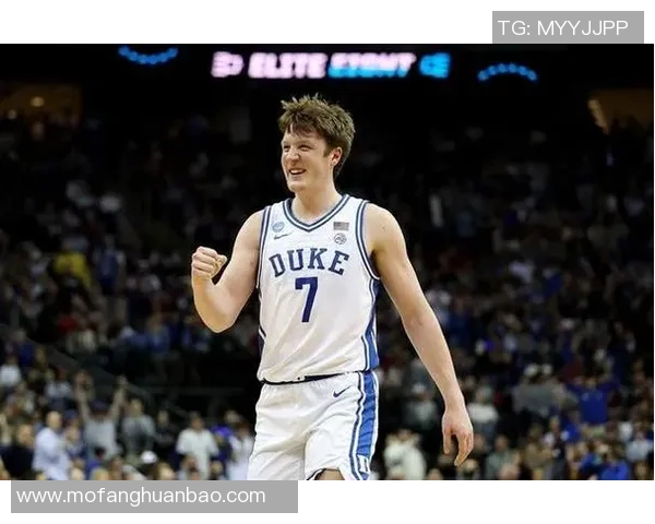 哈登称赞克尼佩尔:精湛投篮搭配犀利突破能力