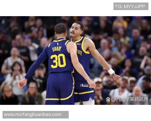 拓记：比赛彻底落入勇士节奏 更愿看到教练给大个子低位触球机会
